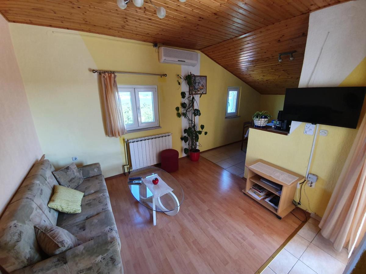 Apartment Dajana 4+2 Čižići Eksteriør bilde
