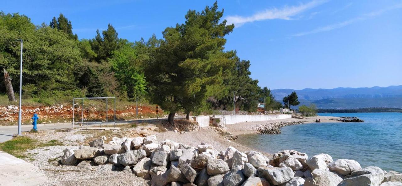 Apartment Dajana 4+2 Čižići Eksteriør bilde