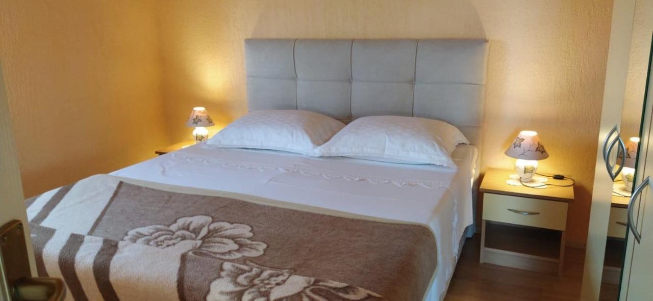 Apartment Dajana 4+2 Čižići Eksteriør bilde